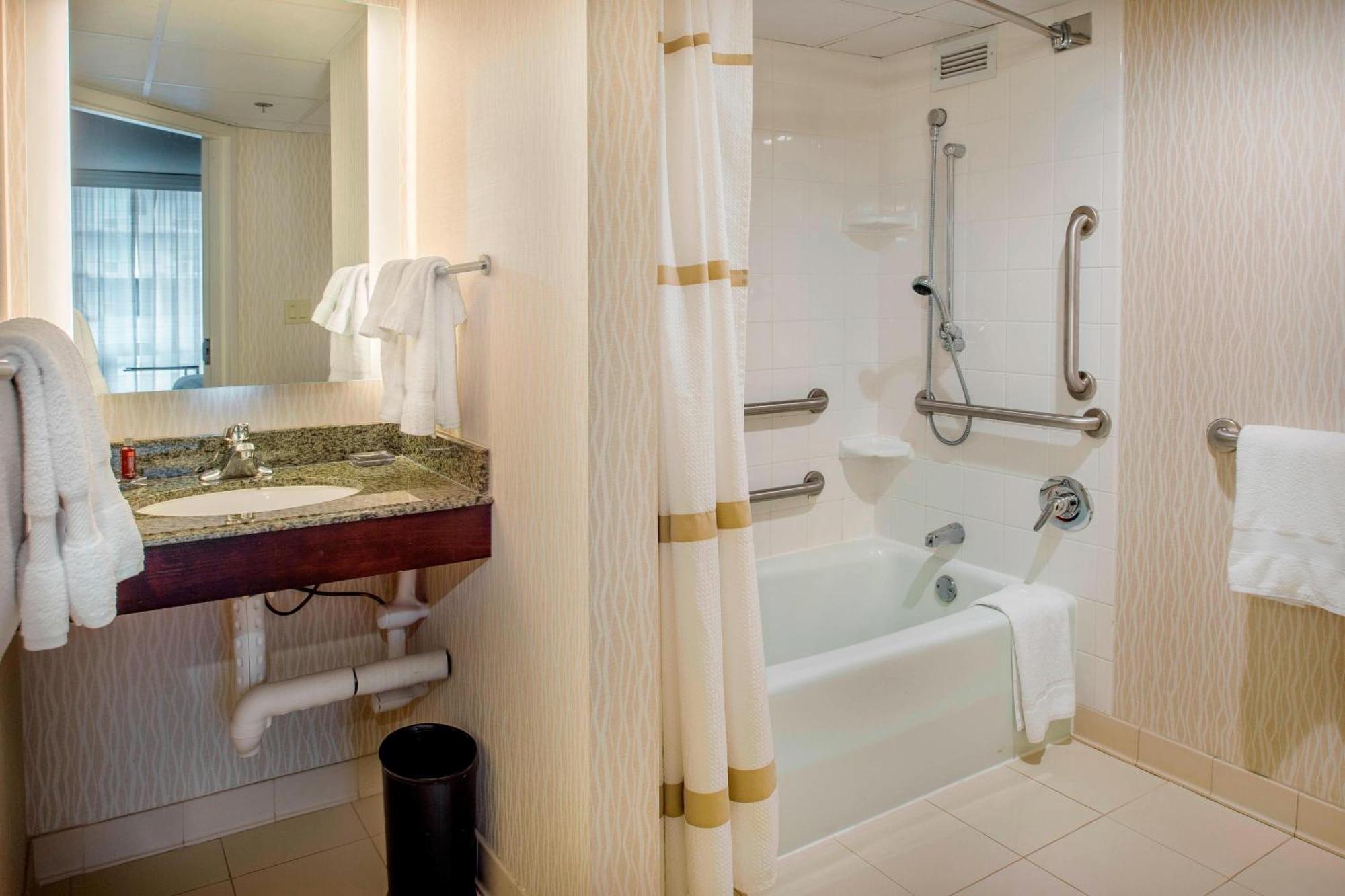 Marriott St. Louis Airport Ξενοδοχείο Edmundson Εξωτερικό φωτογραφία