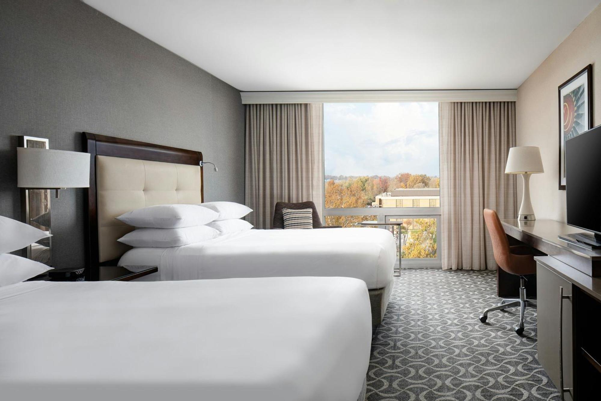 Marriott St. Louis Airport Ξενοδοχείο Edmundson Εξωτερικό φωτογραφία